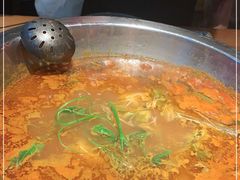 -野山舂·贵州现舂酸汤火锅(鸿通城店)