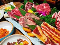 -明洞阿姨·韩式酱蟹烤肉·创意料理(三元桥店)