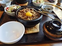 烧肉石锅拌饭-炼火烤肉店