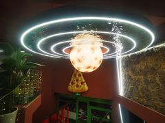 -Dragon Pizza•圆脸龙披萨·牛排餐厅