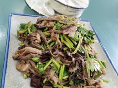 -虹海圣肉饼店家常菜馆