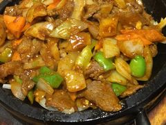 铁板牛肉-百年石锅饭·朝鲜族传统民餐
