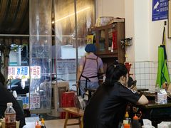 -黄潇洒老火锅(九眼桥宏济巷店)
