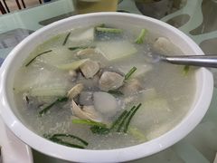 -小辣妹川味海鲜加工店(第一市场椰风巷店)