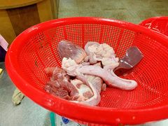 -标记美食新鲜猪杂(兴南大道店)