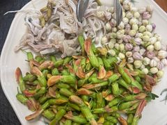 -阿山卓·野生菌火锅·纳西火塘烤肉