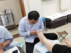 -彭世修脚(盛世天骄店)