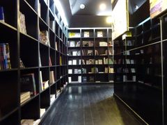 钟书阁-钟书阁(松江泰晤士小镇店)