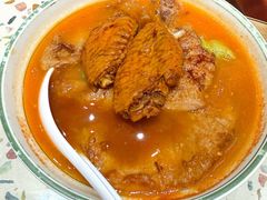 番茄浓汤鸡翅猪扒米线-华嫂冰室(尖沙咀店)