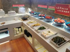 自助取餐区-沸炉重庆老火锅(军事博物馆店)