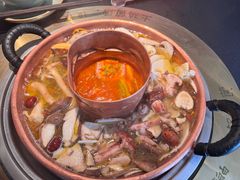 -菌自由丨野生菌火锅特色庭院餐厅(丽江古城店)
