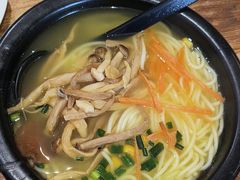 -滇越乘象云南餐厅(次渠店)