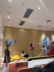 -奈尔宝·儿童乐园·亲子餐厅(前滩店)