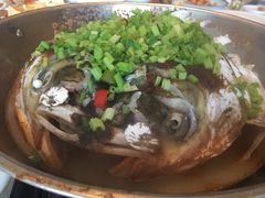 特色大鱼头-红樽舫湖景餐厅(太湖渔人码头店)