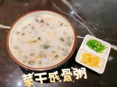 -龙凤点心饼家·39年老字号(松岗店)