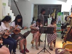 -缪斯琴行英皇小提琴.钢琴.吉他(张江店)