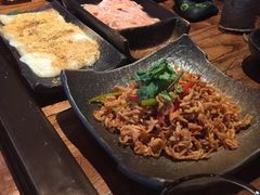 -老牌坊云南鱼豆花火锅(爱建店)