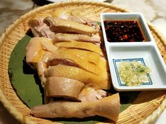 儿时白切土鸡-佬肥猫(国华广场店)