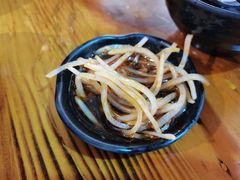 酸甜疙瘩丝-丽虹云南过桥米线(兴工街店)