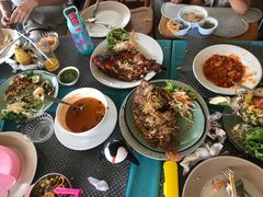 -Pakwan Restaurant & Bar