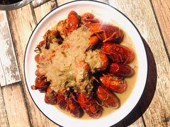 -虾弄弄海派小龙虾·牛羊蝎子火锅