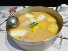 -肥仔文澳门猪骨煲(南京西路店)