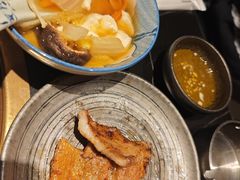 -山川小町·极番烧肉(新地假日广场店)