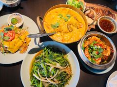 -大头虾越式风味餐厅(光明广场店)