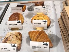 -光作面包Voila Lumiere(中山店)