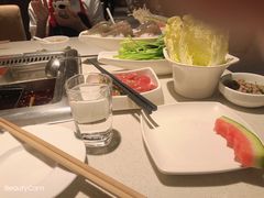 -海底捞火锅鲜切牛肉主题店(长寿路店)