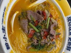 -粉小主·贵州酸汤牛肉粉(南京仙林金鹰店)