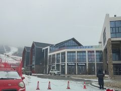 -鳌山滑雪度假区