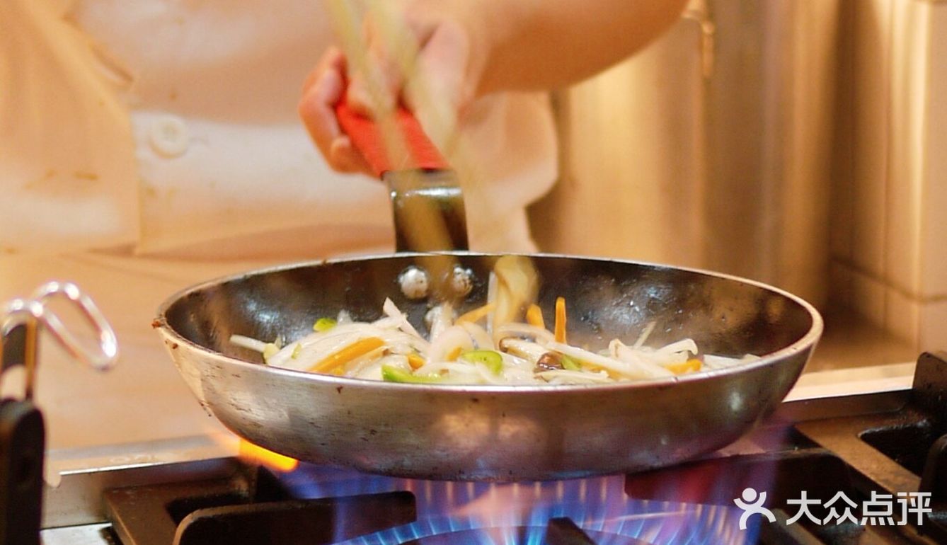 杭州首家自制荞麦冷面｜人均30+轻松get日料简餐！