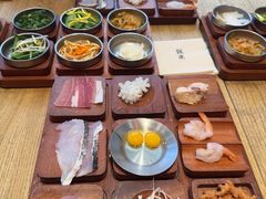 -银米·云南传统过桥米线(双廊黑金冠店)