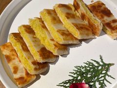 大黄黏米饼-奉天小馆·非遗东北菜(沈阳万象城店)