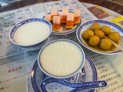-广信牛奶甜品世家(台东店)