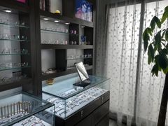 -视野联行眼镜蔡司·依视路官方授权店(顺城店)