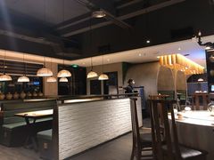 大堂-嫩芽·重庆菜馆(十八梯露台观景店)