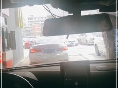 -麦当劳(得来速店)