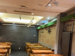 -万记麻辣烫国展总店
