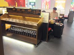 -一绪に和牛寿喜烧(罗湖益田假日店)