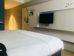 -锦江之星(广州海珠江泰路地铁站店)