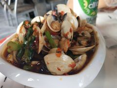 -凤凰路何眼镜香辣蟹(花果园店)