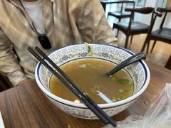 -陇兴楼兰州拉面(西安咸阳国际机场店)