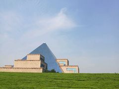 -上海市龙华烈士陵园