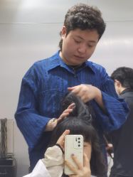 -Tloml salon