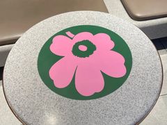 -喜茶(北京华贸购物中心店)