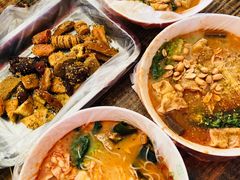 -二钢串叔麻辣烫(华龙大厦店)