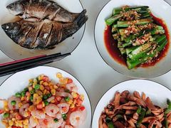 -鲸育宝宝月嫂(徐汇店)