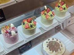 -罗森尼娜(德思勤店)